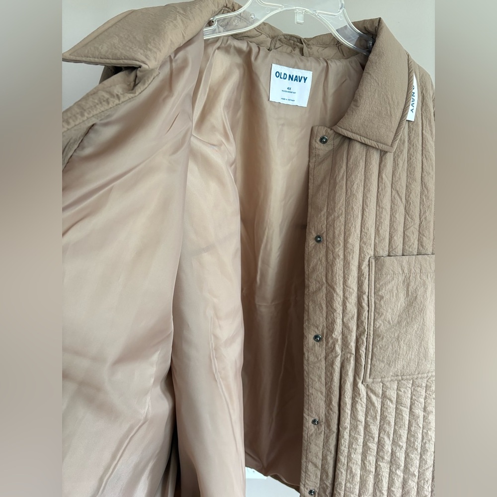 NWT Old Navy Oversized Lightweight Water-Resistant Quilted Jacket - Picture 5 of 10